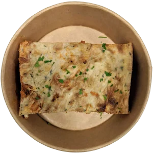 lasaña “voloñesa”. Nuestra lasaña vegana, con soja texturizada y “vechamel” de bebida de soja y aceite de oliva.